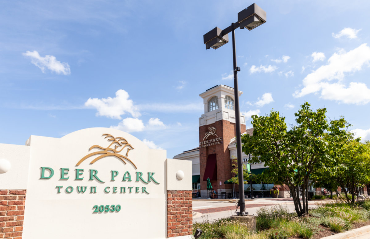 Deer Park Town Center entrance sign — carpet cleaning service area