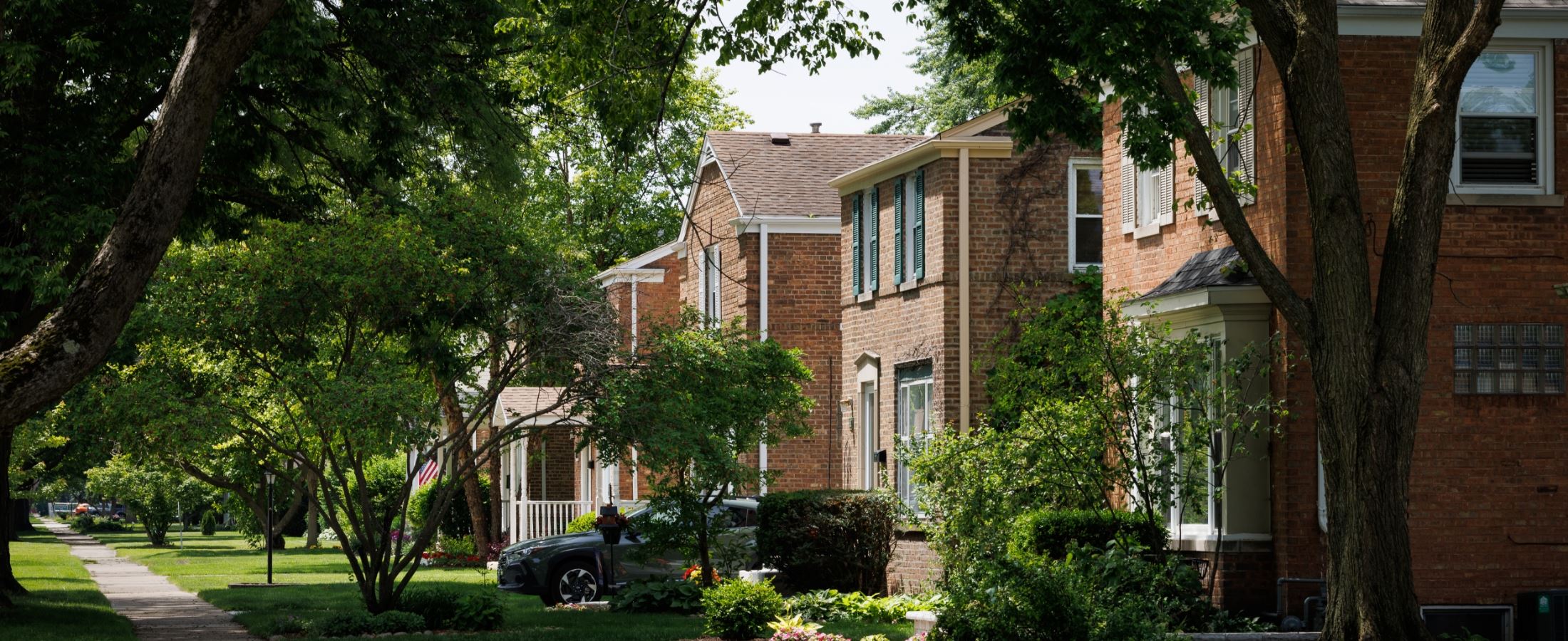 La Grange IL downtown and residential streets — carpet cleaning service area
