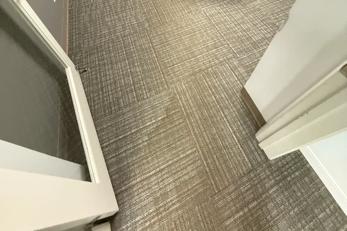 Second office room carpet before cleaning, 4,513 square feet measured in total